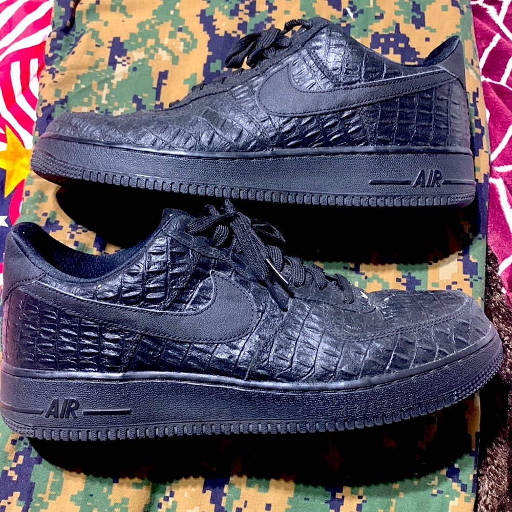 Nike Air Force one alligator skin black size 11